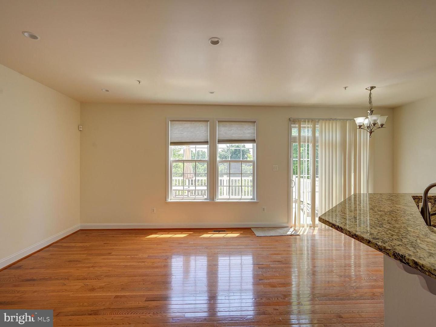 9722 June Flowers Way Property Photo 4