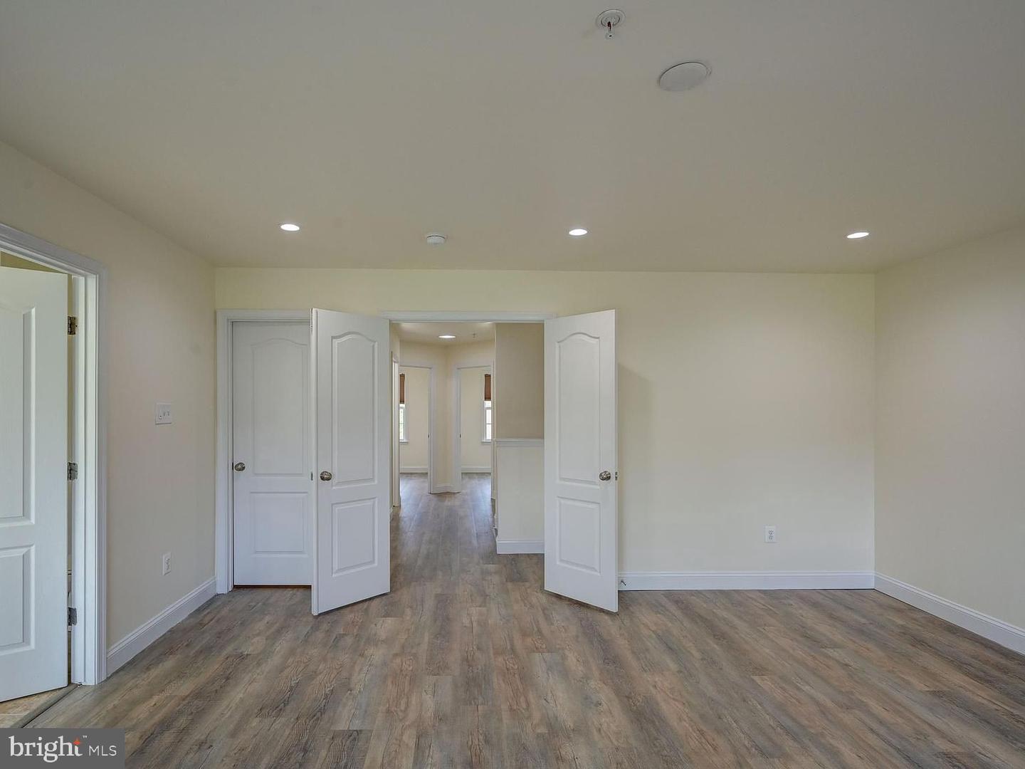 9722 June Flowers Way Property Photo 25