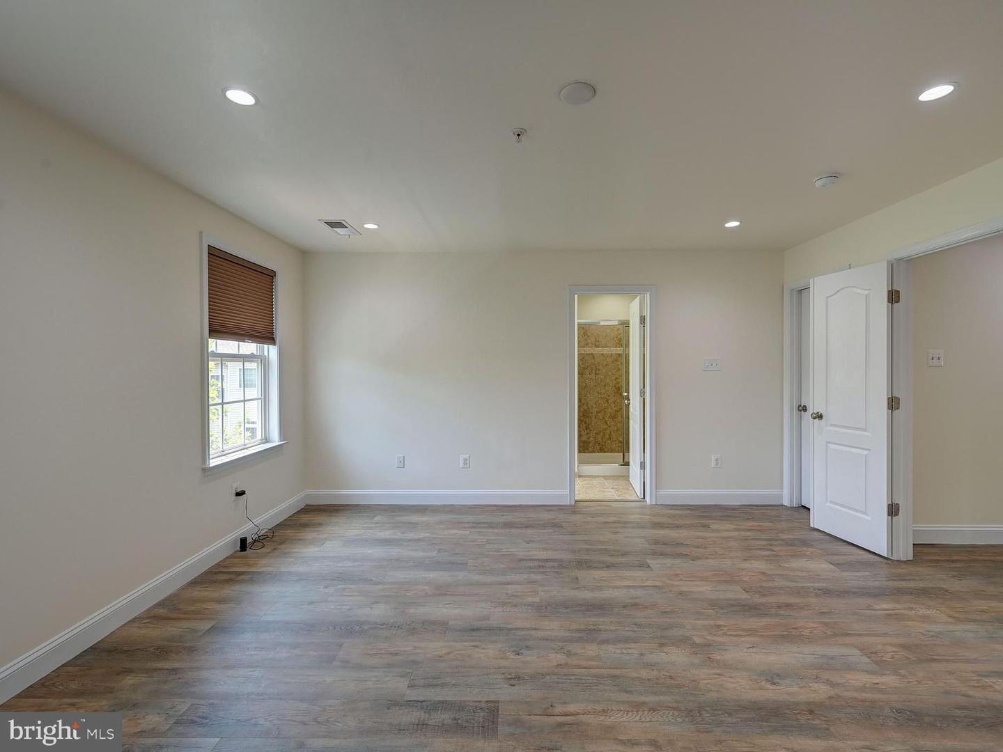 9722 June Flowers Way Property Photo 27