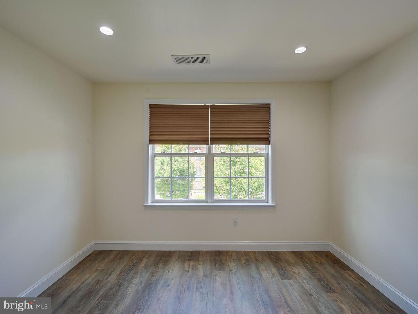 9722 June Flowers Way Property Photo 33