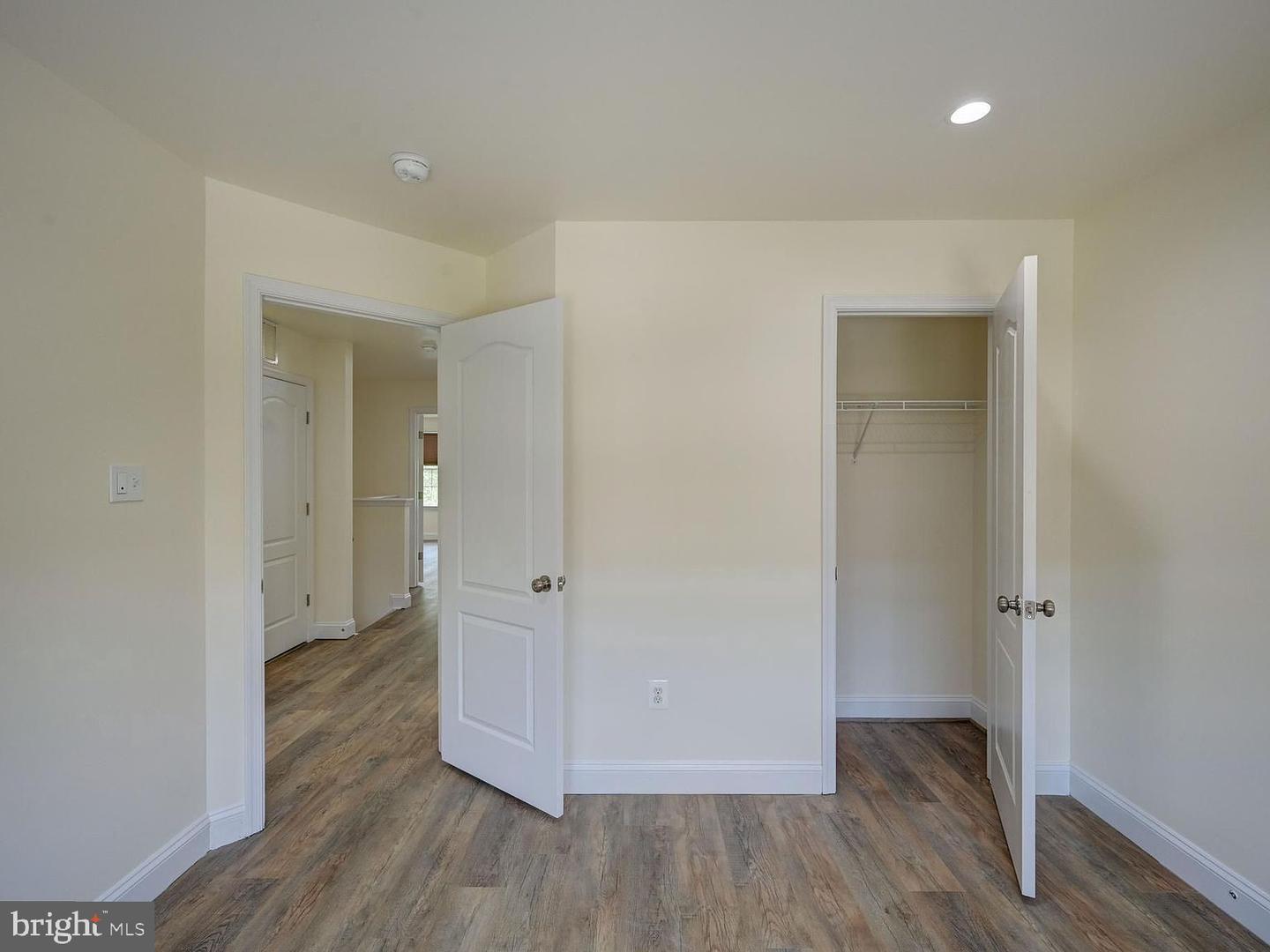 9722 June Flowers Way Property Photo 34