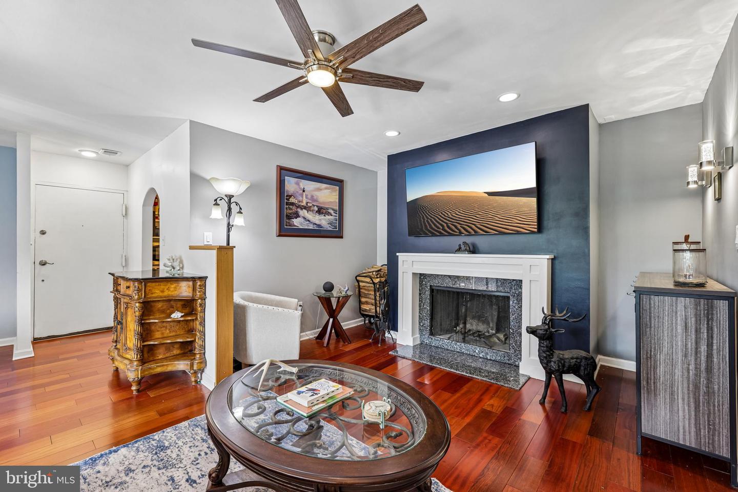10594 Twin Rivers Rd #d-2 Property Photo 1