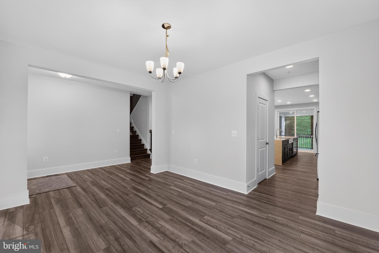 8580 Sunell Ln Property Photo 8