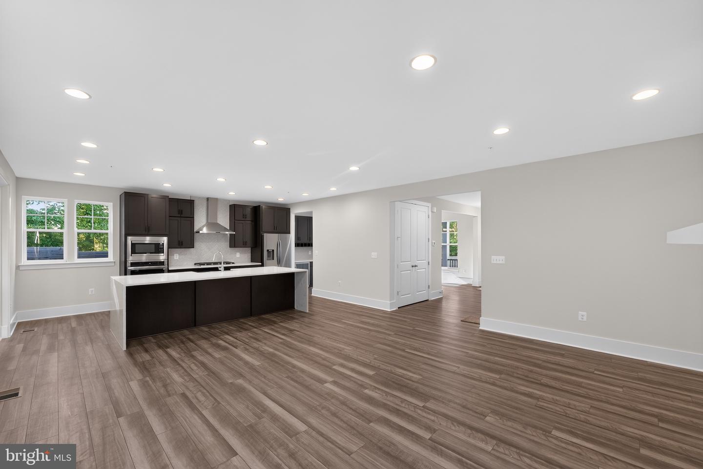 8580 Sunell Ln Property Photo 13