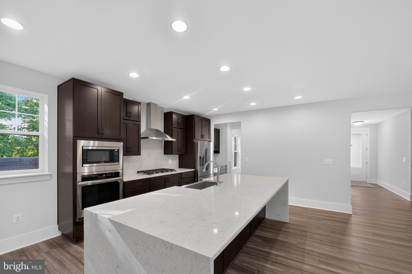 8580 Sunell Ln Property Photo 16