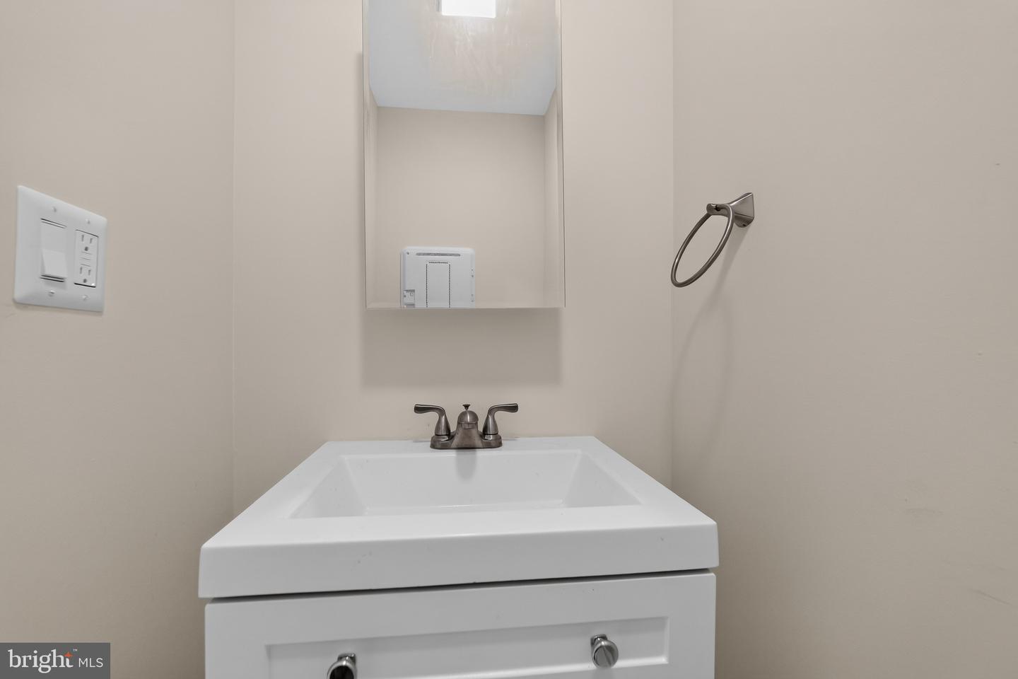 8580 Sunell Ln Property Photo 24