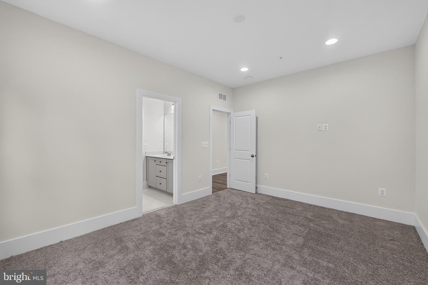 8580 Sunell Ln Property Photo 29