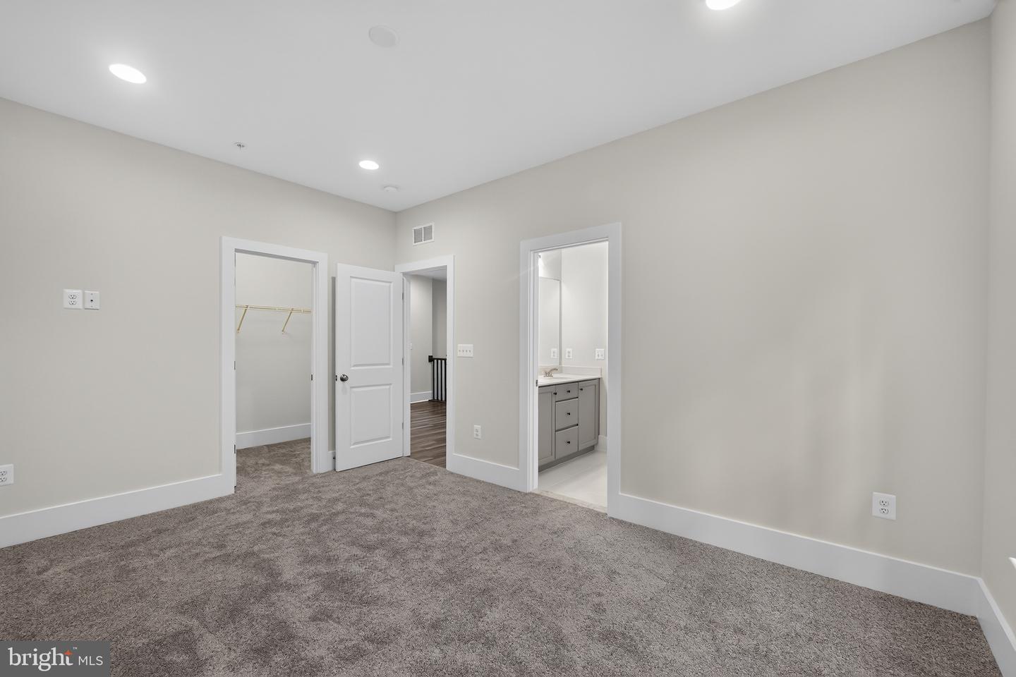 8580 Sunell Ln Property Photo 30