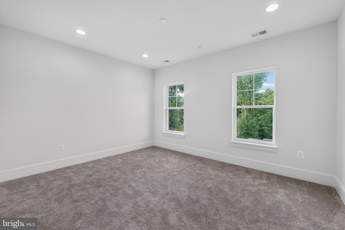 8580 Sunell Ln Property Photo 42