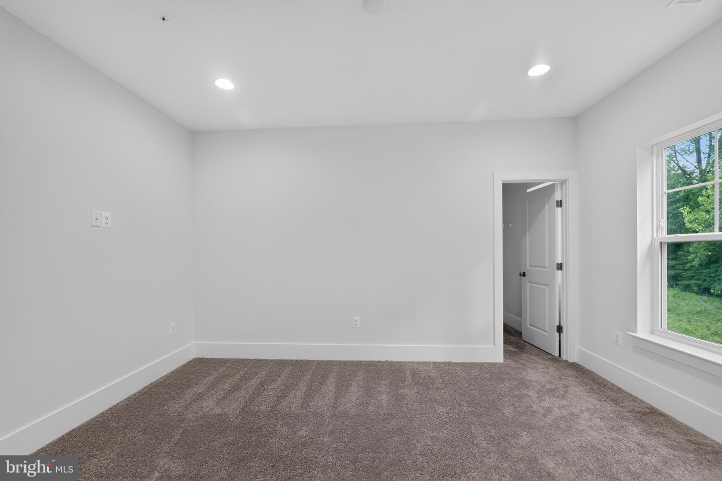 8580 Sunell Ln Property Photo 43
