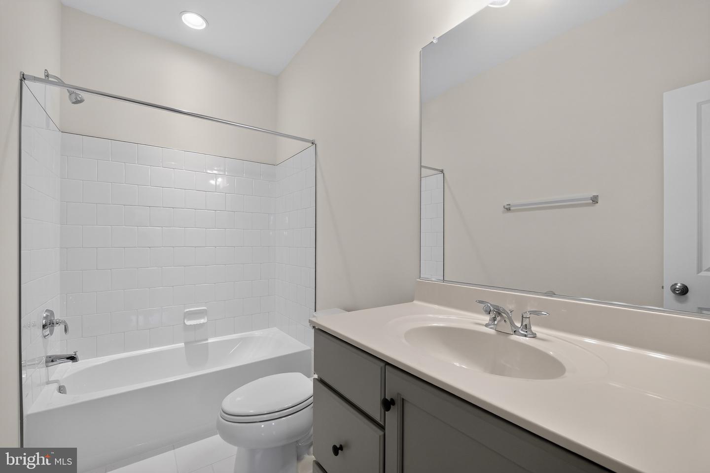 8580 Sunell Ln Property Photo 46