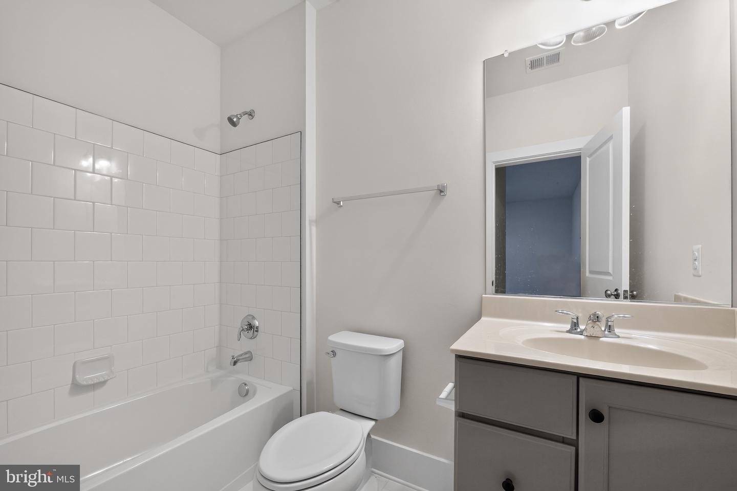 8580 Sunell Ln Property Photo 47