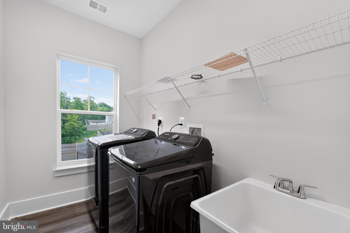 8580 Sunell Ln Property Photo 48
