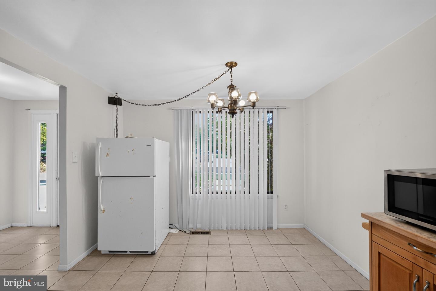 8990 Watchlight Ct Property Photo 6