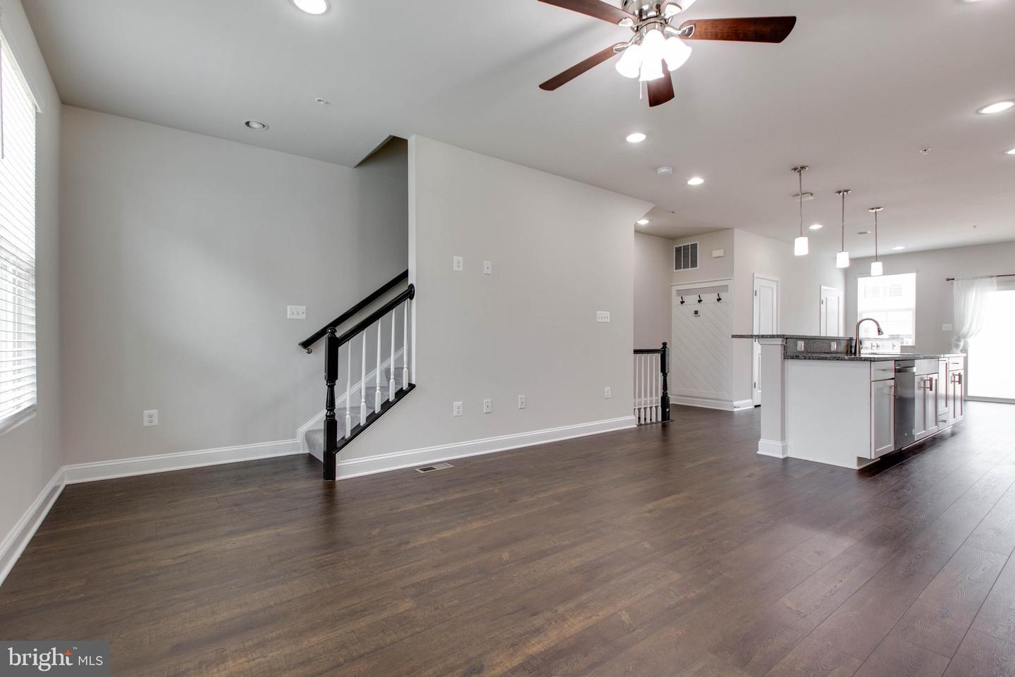 7110 Druce Way Property Photo 13