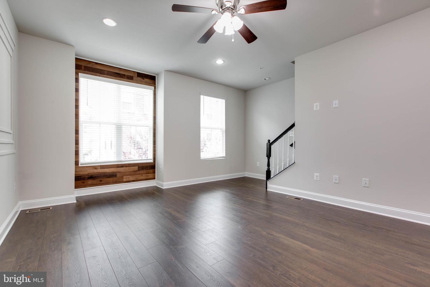 7110 Druce Way Property Photo 14