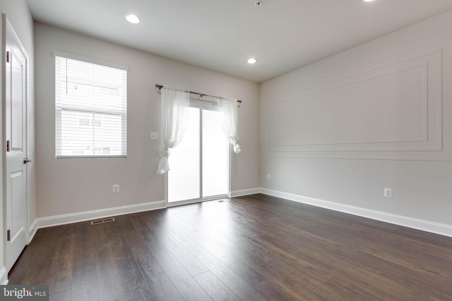 7110 Druce Way Property Photo 15