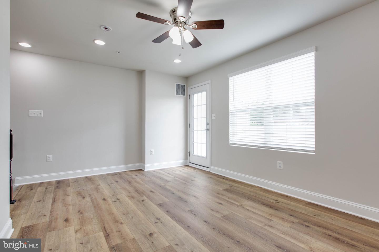 7110 Druce Way Property Photo 37