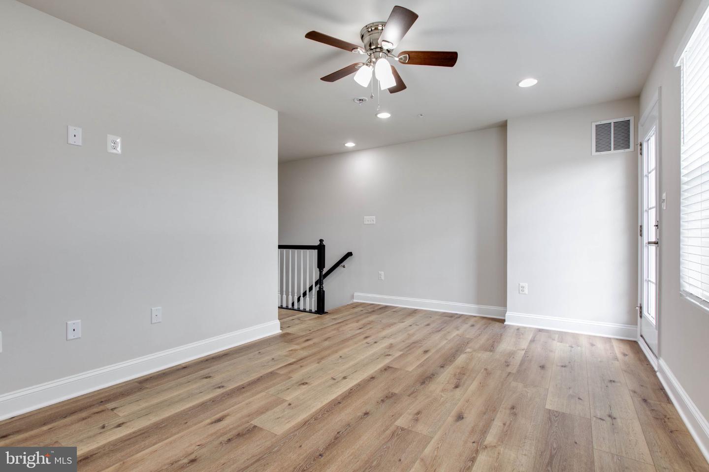 7110 Druce Way Property Photo 38