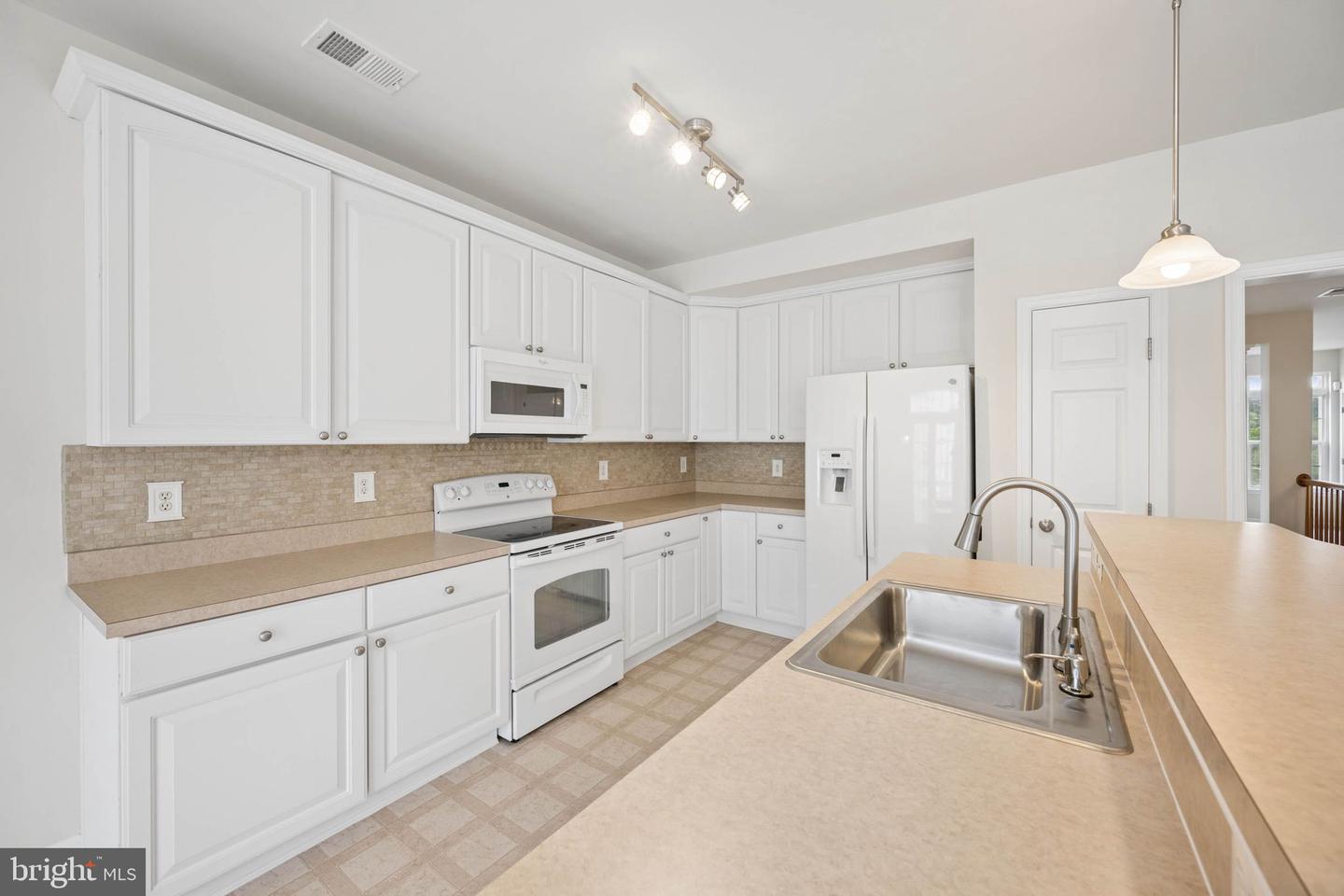 7277 Darby Downs Property Photo 13