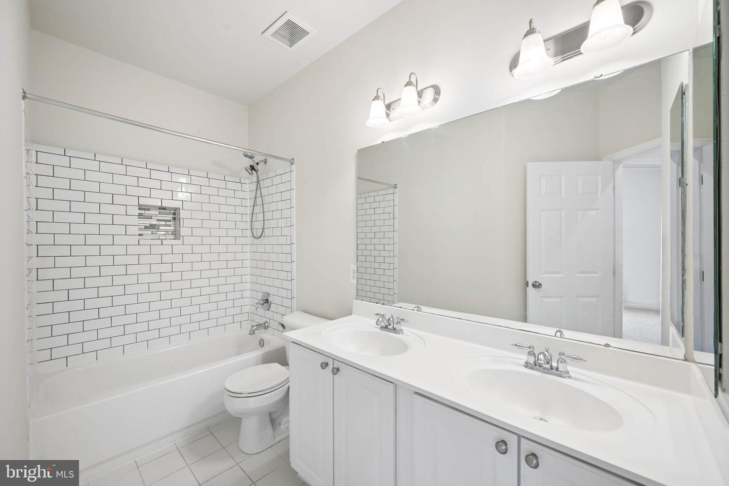 7277 Darby Downs Property Photo 29