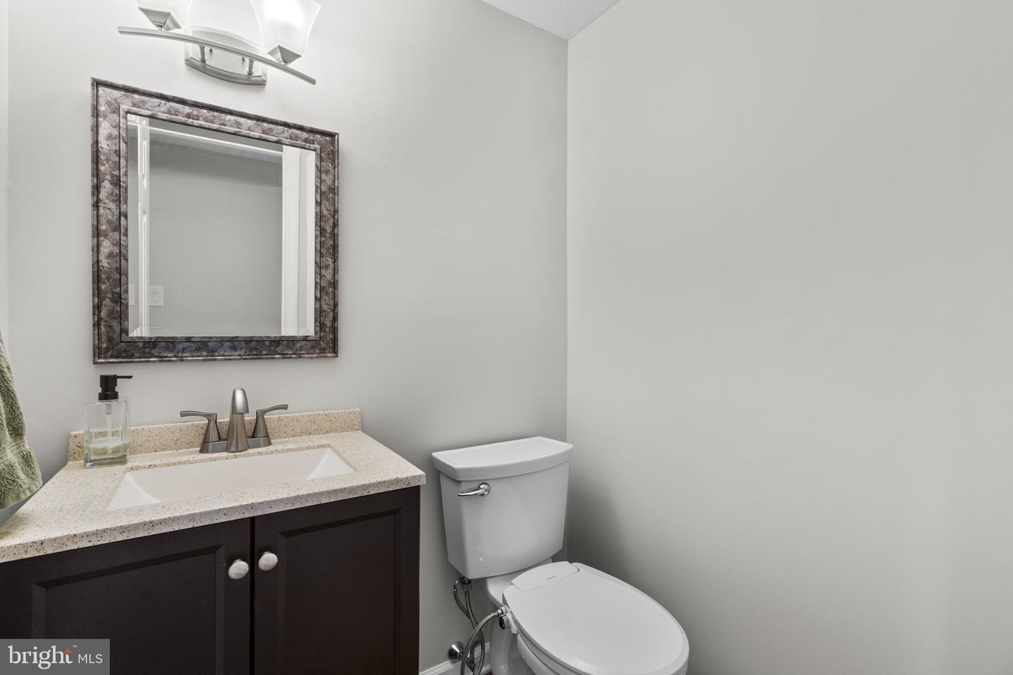 8064 Red Jacket Way Property Photo 22