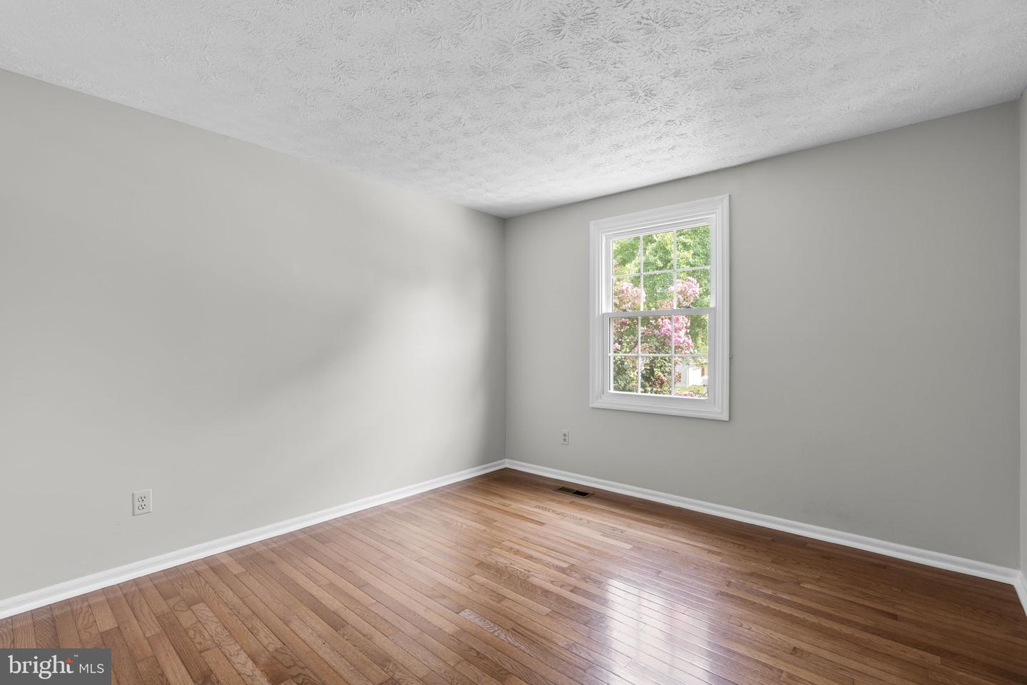 8064 Red Jacket Way Property Photo 32