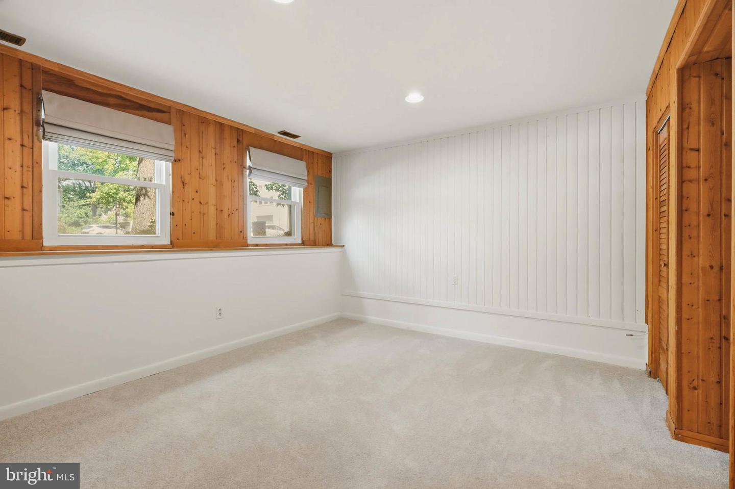 8112 Wooded Glen Ct Property Photo 24