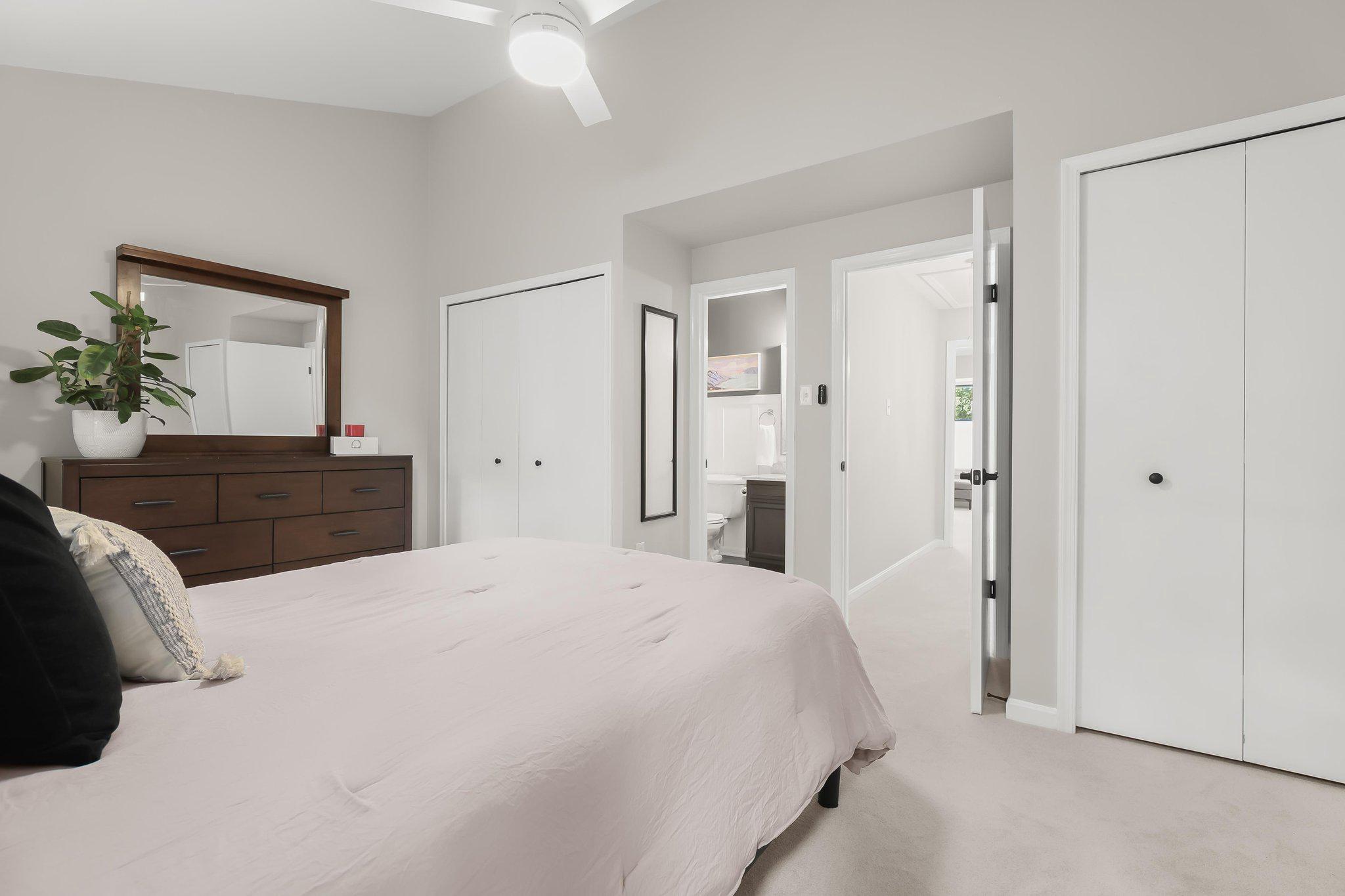 9539 Clocktower Ln Property Photo 28