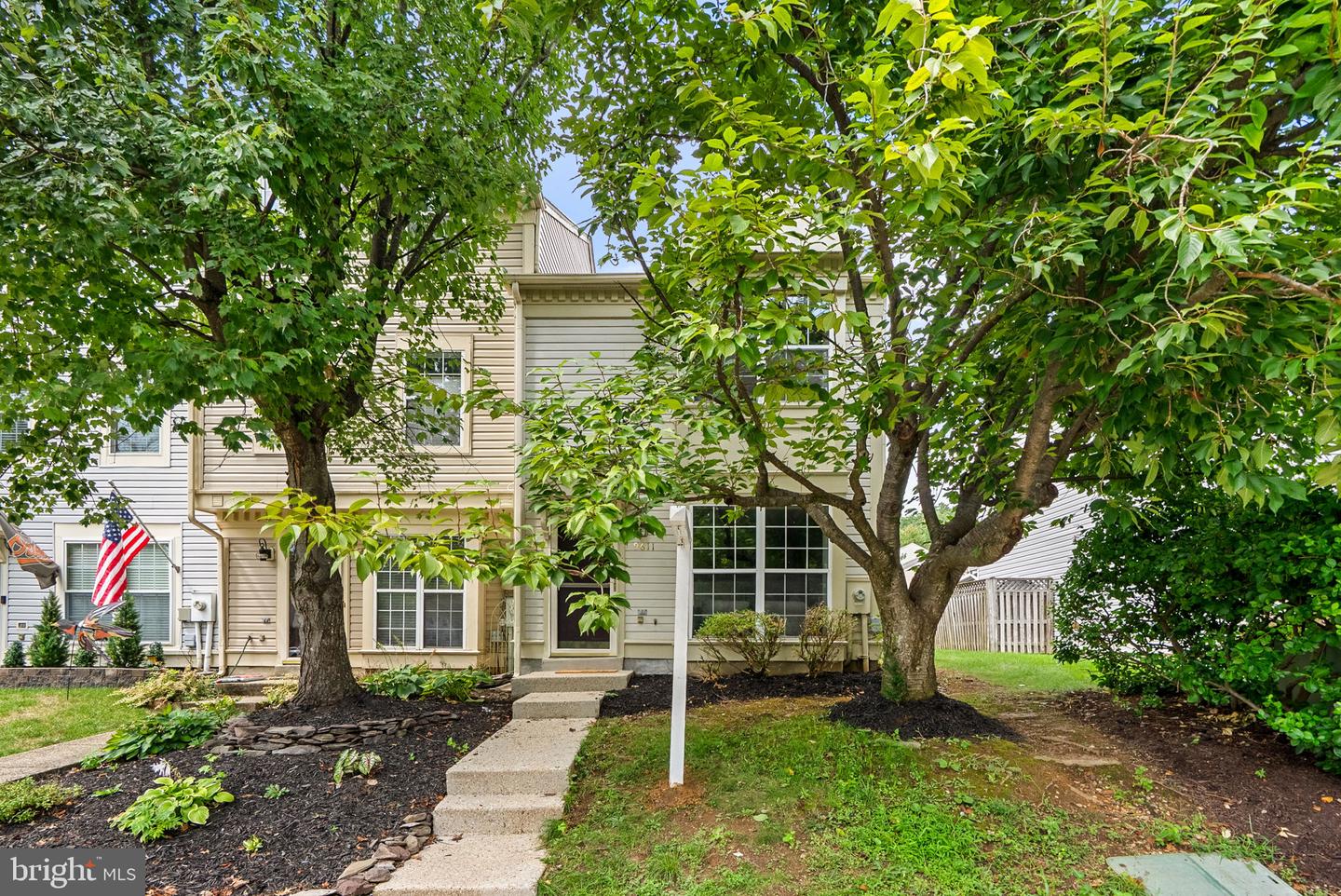 9611 Hingston Downs Property Photo 1