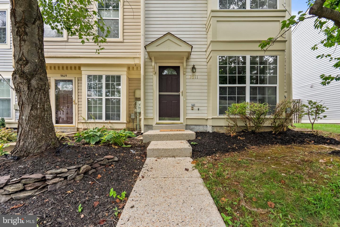 9611 Hingston Downs Property Photo 3