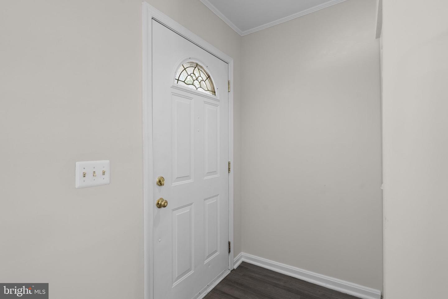 9611 Hingston Downs Property Photo 4