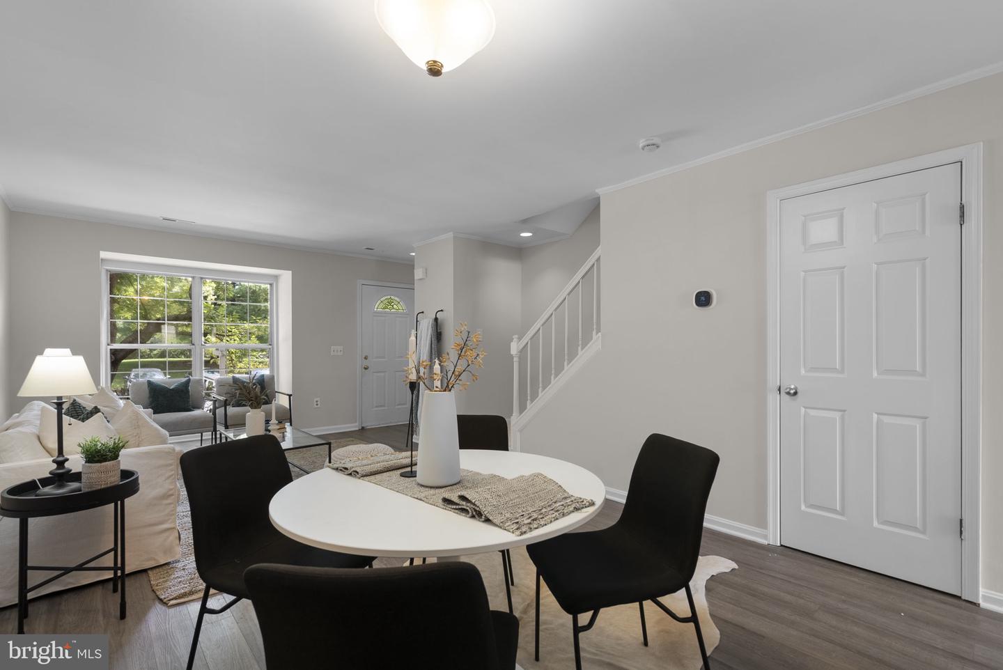 9611 Hingston Downs Property Photo 11