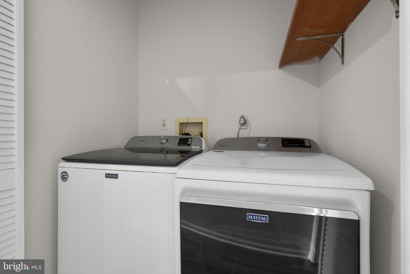 9611 Hingston Downs Property Photo 26
