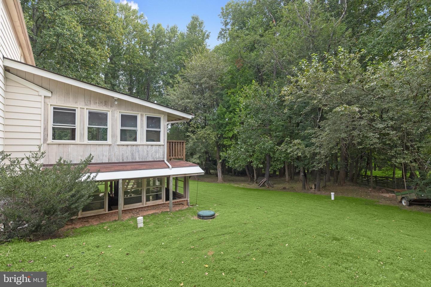 7501 Flamewood Dr Property Photo 37