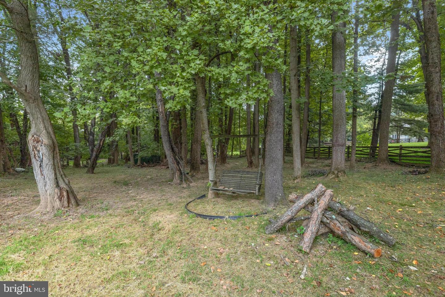 7501 Flamewood Dr Property Photo 41