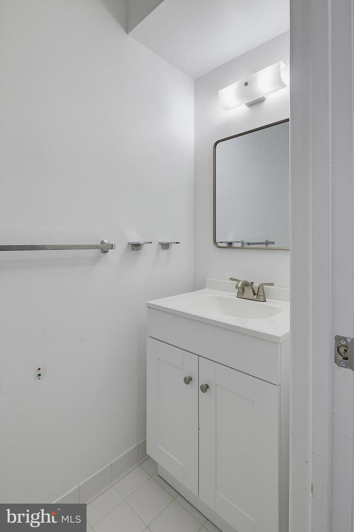 8769 Hayshed Ln #3-3 Property Photo 14