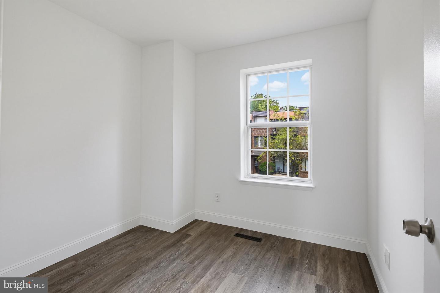 8769 Hayshed Ln #3-3 Property Photo 15