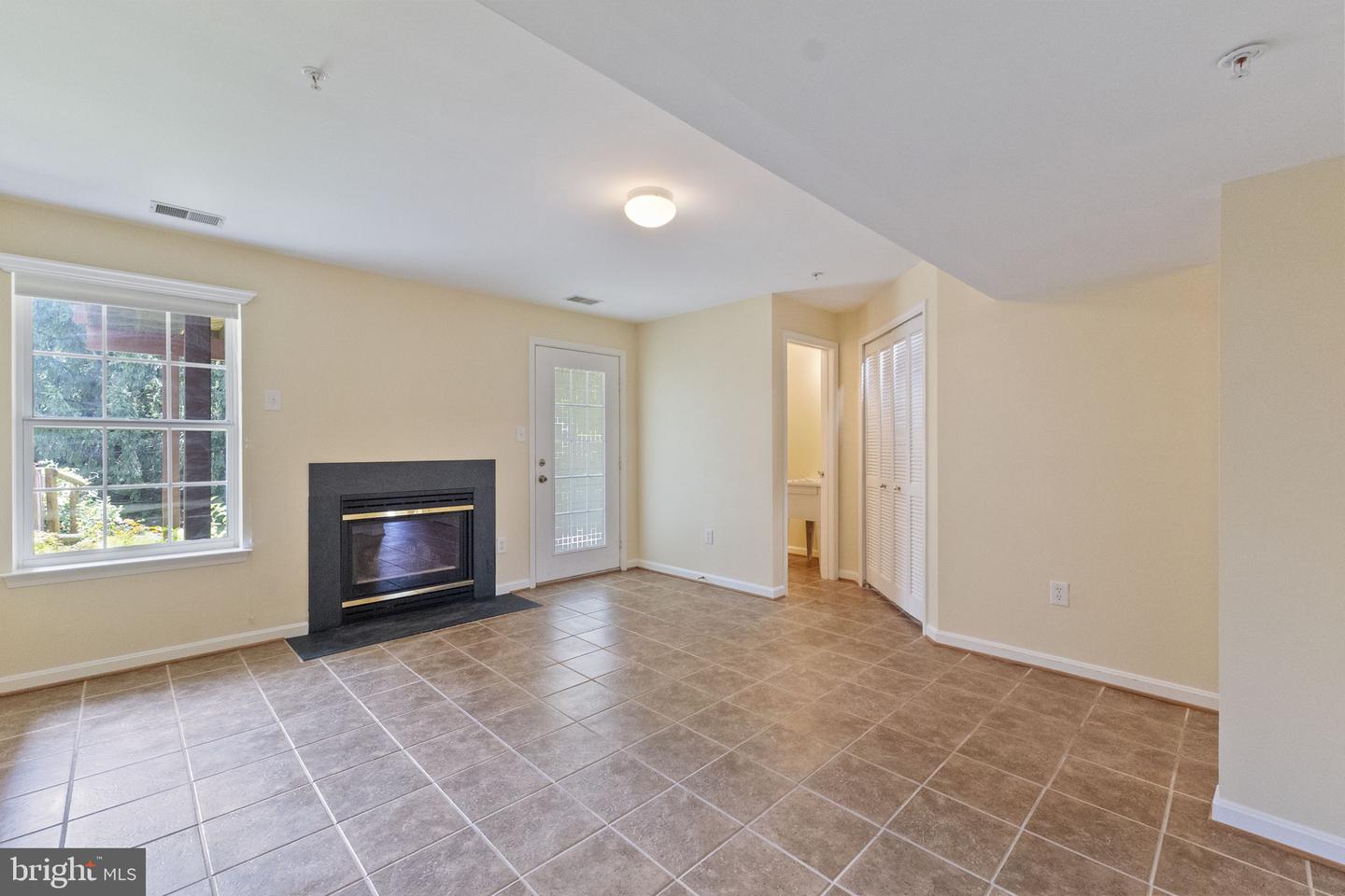 6400 Frothingham Ct Property Photo 32