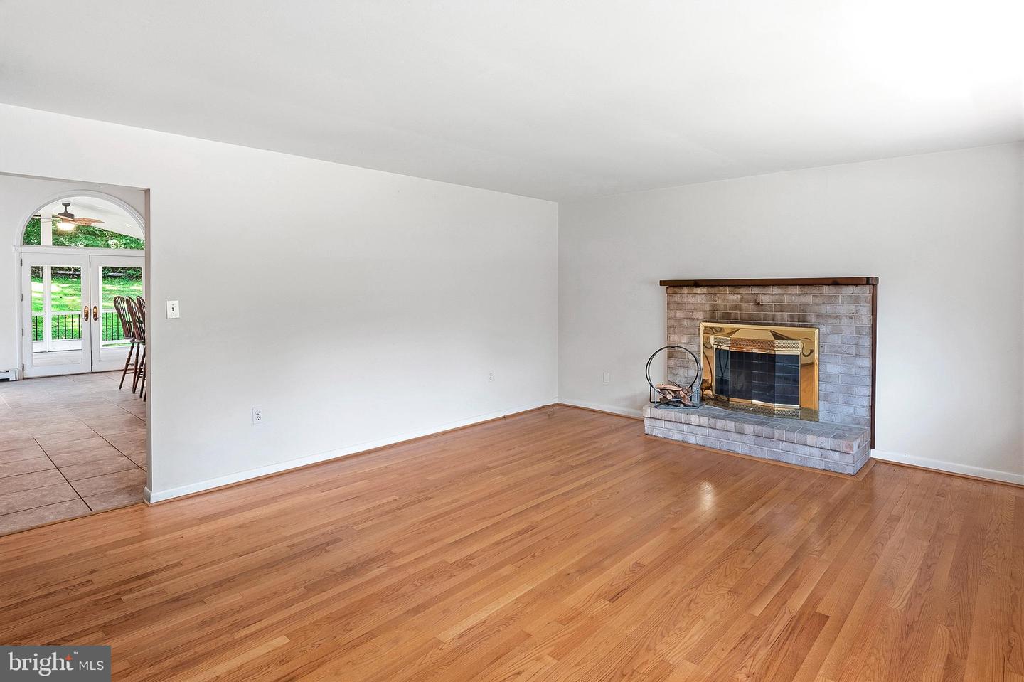 10782 W Crestview Ln Property Photo 4