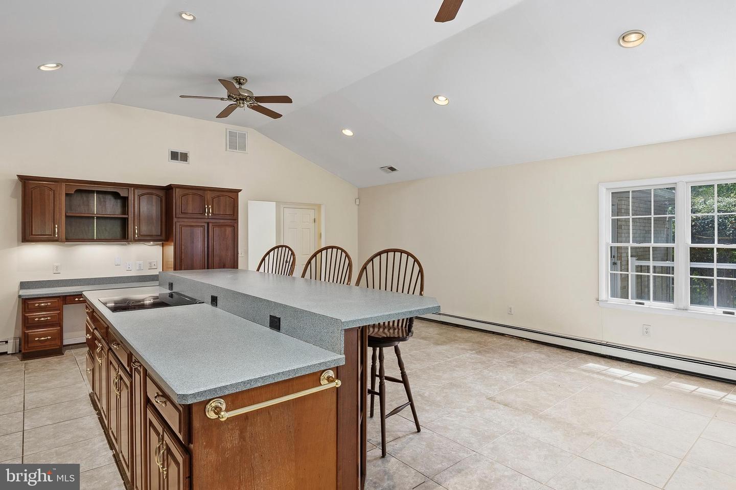 10782 W Crestview Ln Property Photo 11