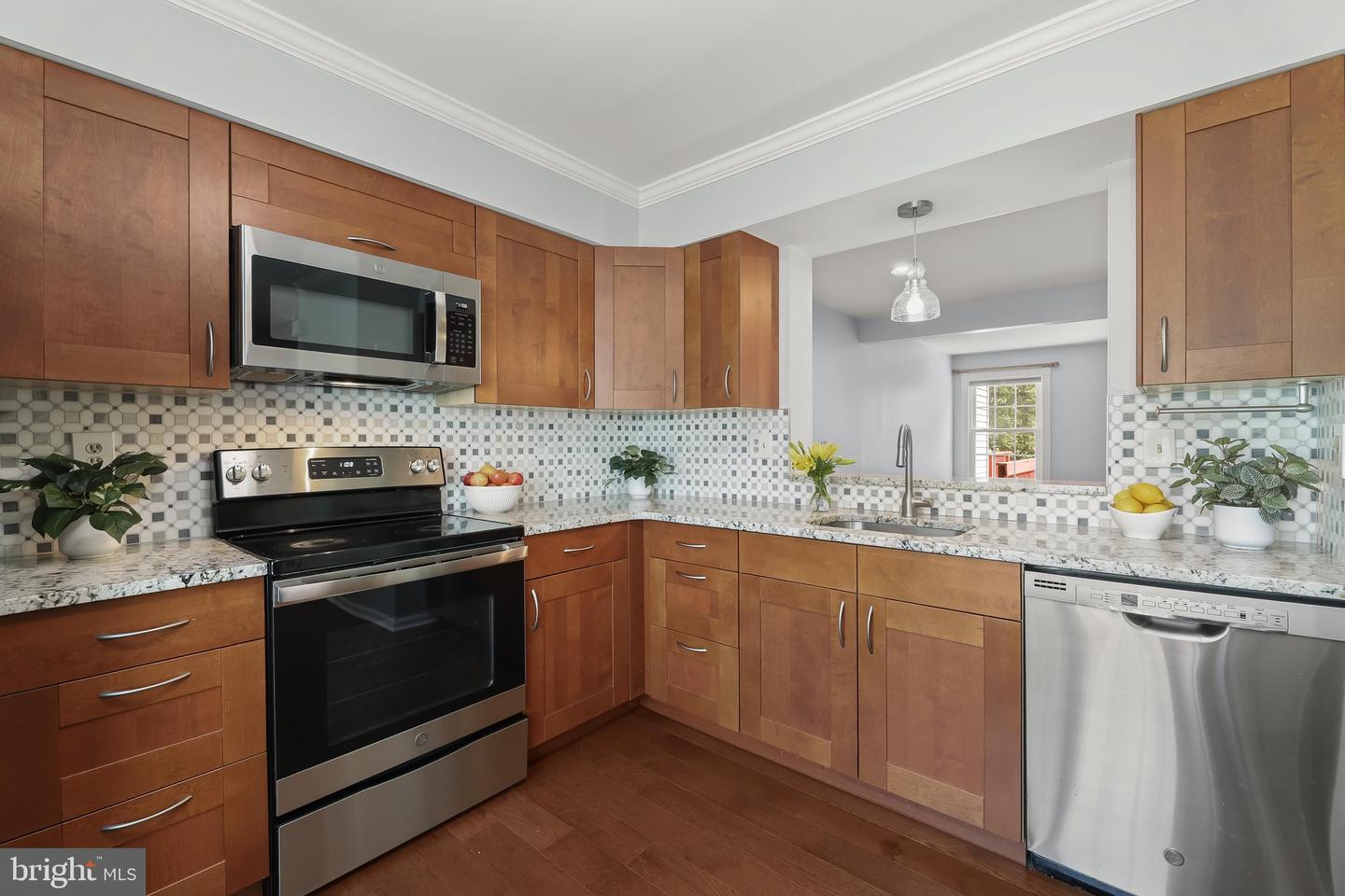 4764 Hallowed Strm Property Photo 19