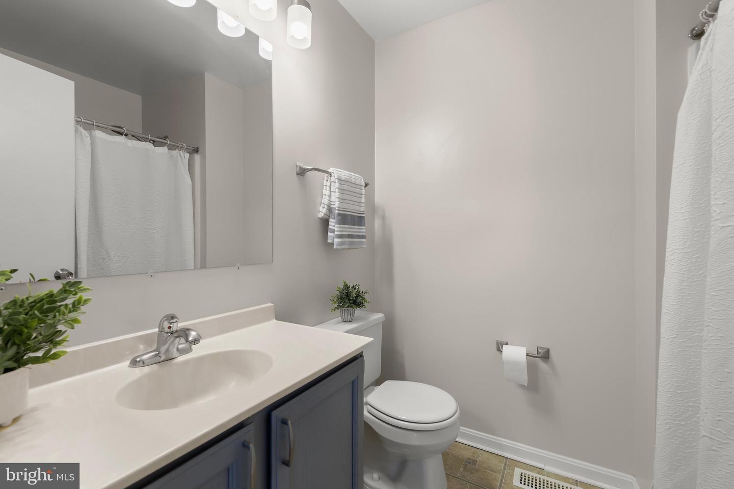 4764 Hallowed Strm Property Photo 25