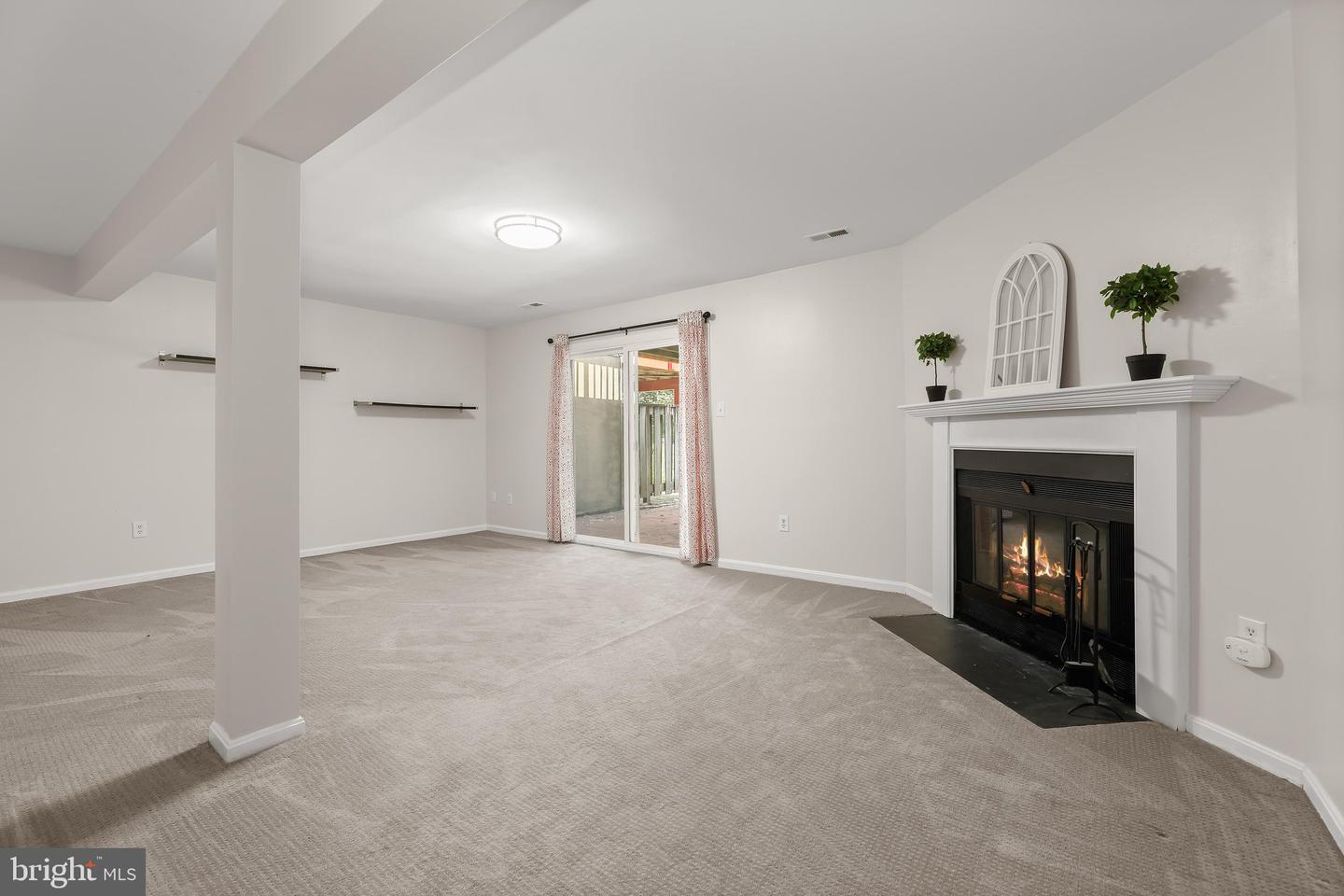 4764 Hallowed Strm Property Photo 32