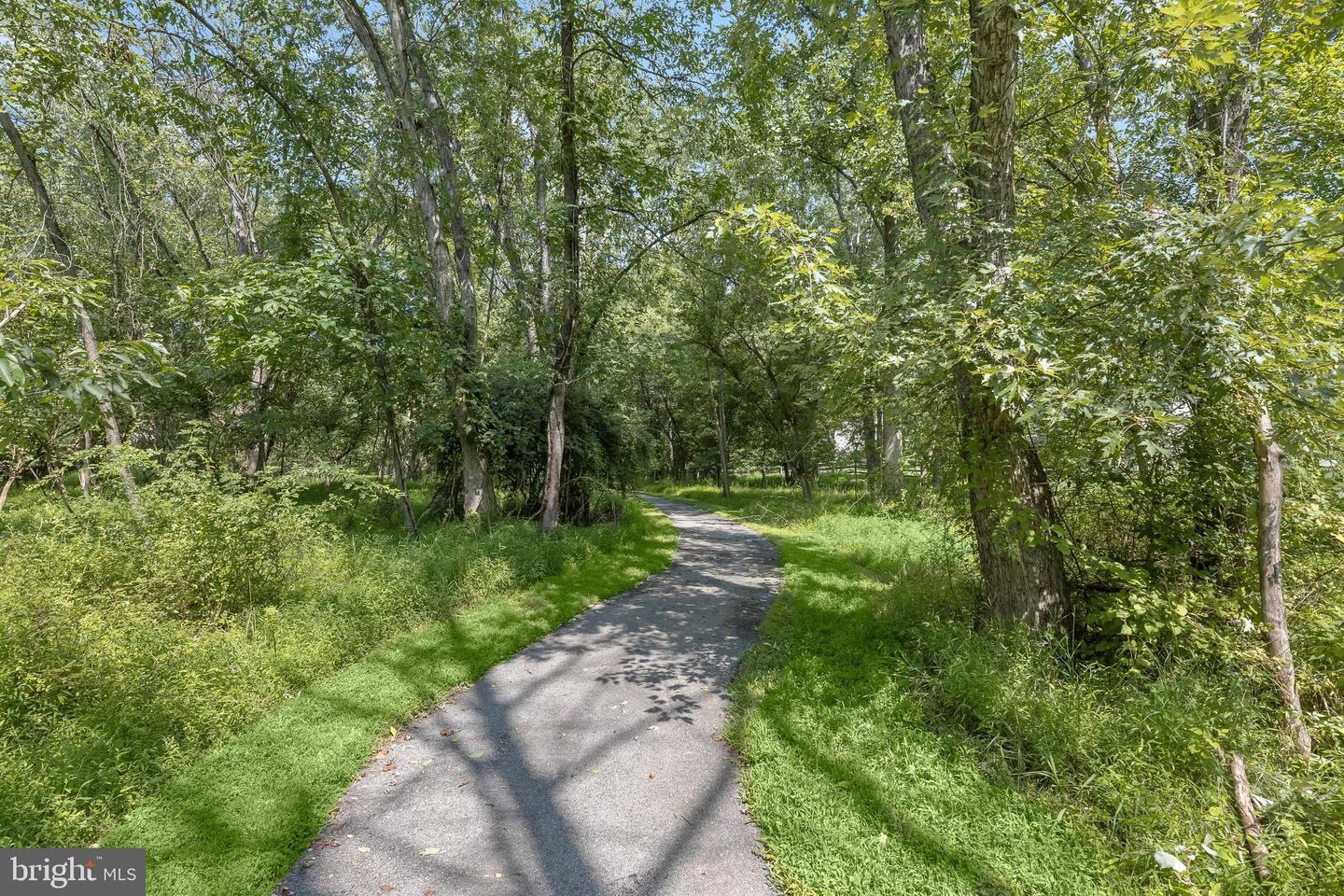 4764 Hallowed Strm Property Photo 45