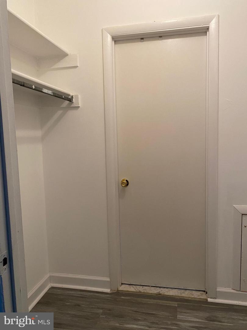 8865 Rollright Ct #h Property Photo 19