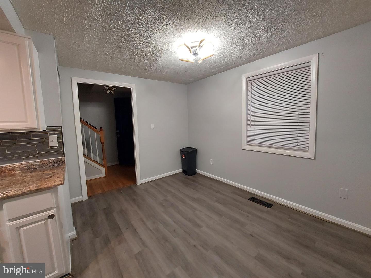 5449 Endicott Ln Property Photo 23
