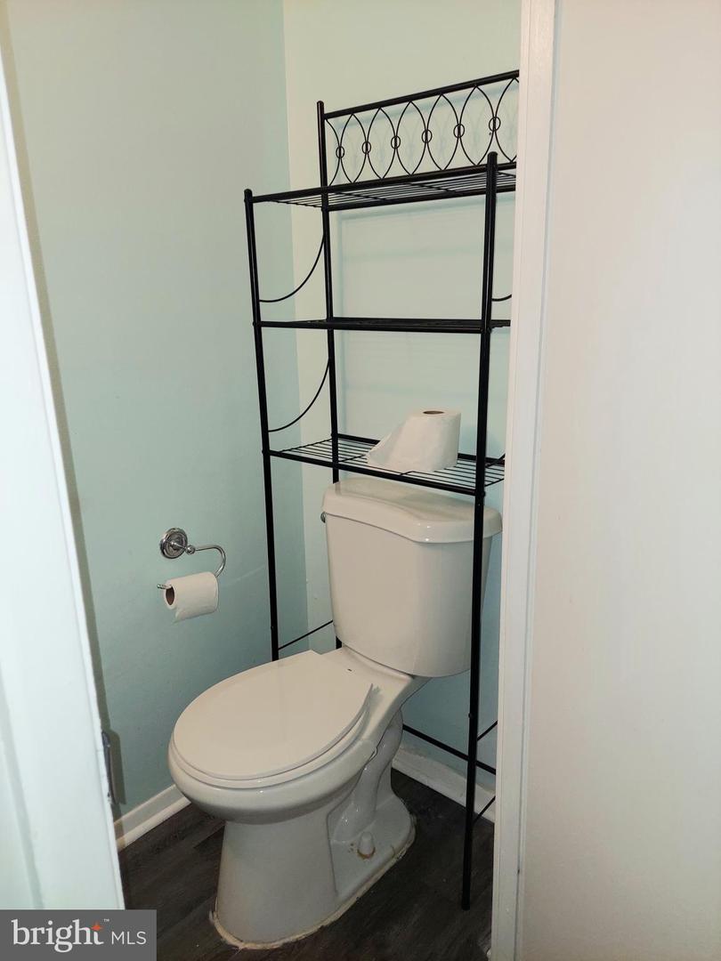 5449 Endicott Ln Property Photo 26