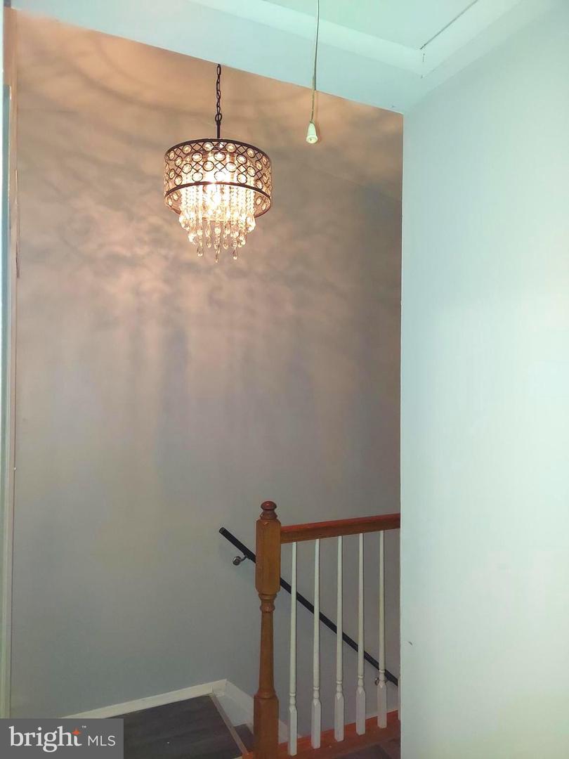5449 Endicott Ln Property Photo 29