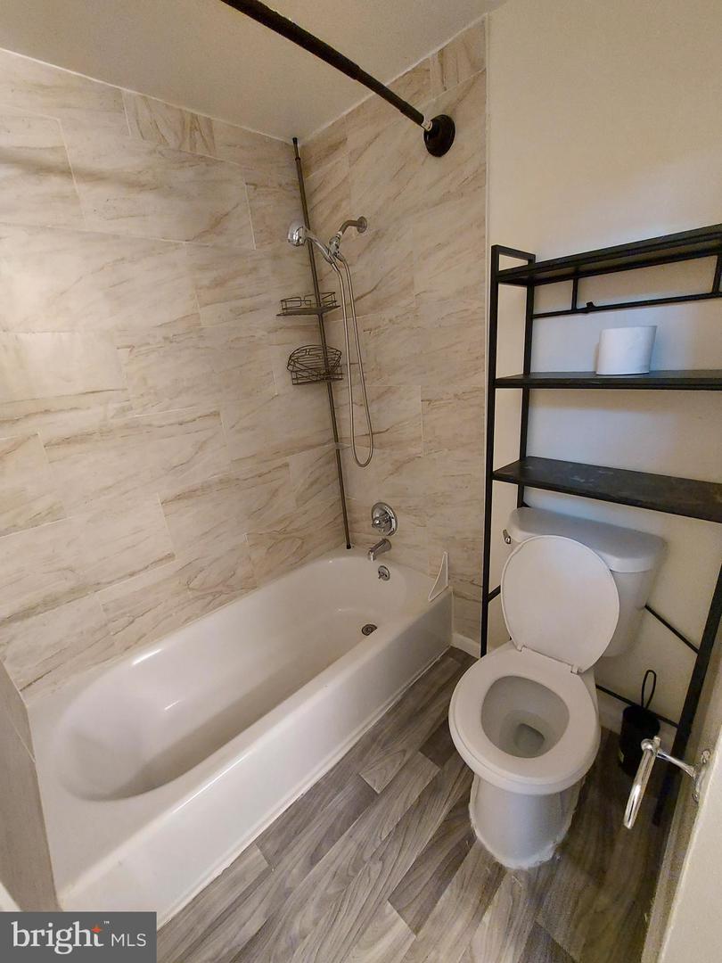 5449 Endicott Ln Property Photo 38